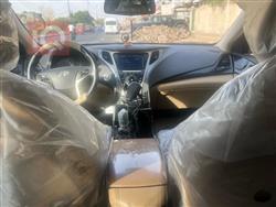 هيونداي أزيرا